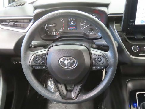 Used 2024 Toyota Corolla LE image 10