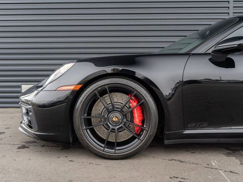 Used 2022 Porsche 911 Carrera GTS RWD image 12