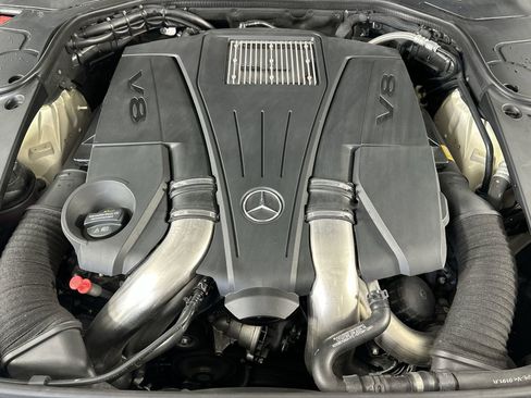 Used 2017 Mercedes-Benz S 550 Sedan image 28