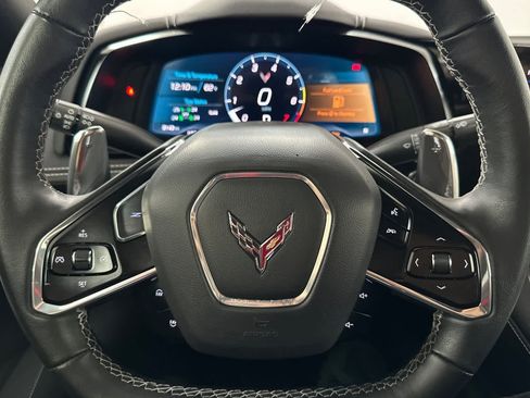 Used 2023 Chevrolet Corvette Stingray Coupe w/ Z51 Performance Package image 21