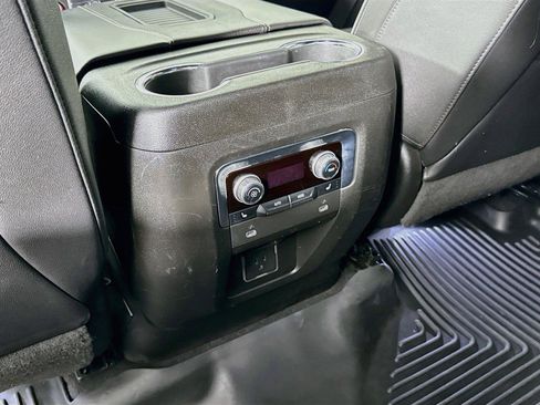 Used 2023 Chevrolet Tahoe Premier RWD image 35