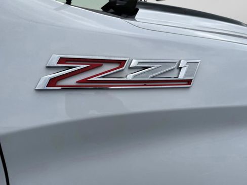 Used 2025 Chevrolet Silverado 1500 LT Trail Boss w/ LT Trail Boss Premium Package AWD/4WD image 57