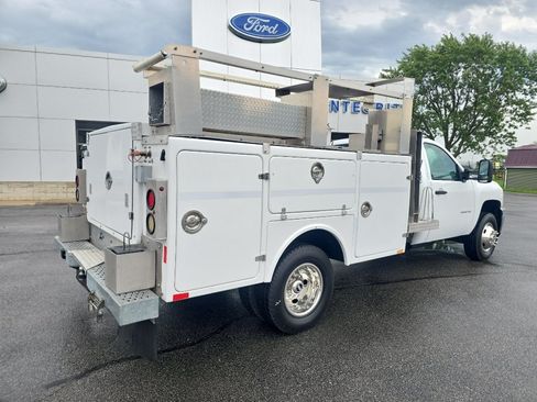 Used 2012 Chevrolet Silverado 3500 W/T RWD image 6