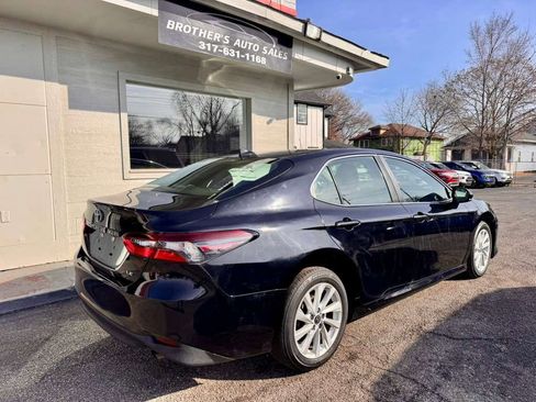 Used 2022 Toyota Camry LE image 13