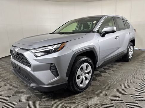 Used 2023 Toyota RAV4 LE AWD/4WD image 8