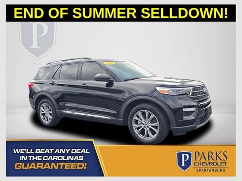 Used 2023 Ford Explorer XLT w/ Equipment Group 202A AWD/4WD image 1