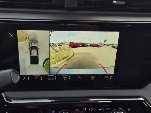 Certified 2025 GMC Sierra 2500 AT4 w/ AT4 Premium Plus Package image 31