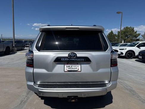 Used 2024 Toyota 4Runner TRD Off-Road Premium w/ Moonroof Package AWD/4WD image 8