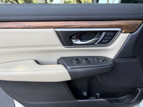 Used 2017 Honda CR-V EX-L image 13