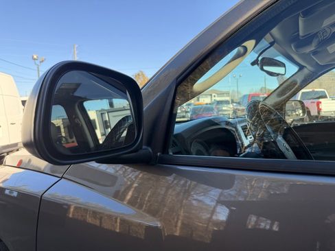 Used 2005 Dodge Dakota Laramie w/ Trailer Tow Group image 8