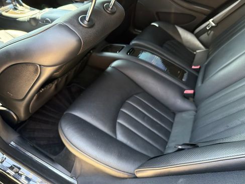 Used 2011 Mercedes-Benz CLS 550 image 34
