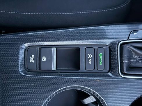 Used 2023 Honda Civic LX image 18