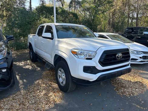 Used 2023 Toyota Tacoma SR image 5