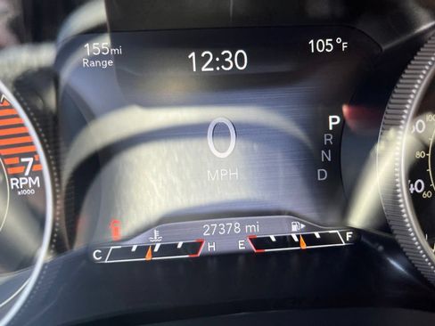 Used 2020 Jeep Cherokee Trailhawk AWD/4WD image 16