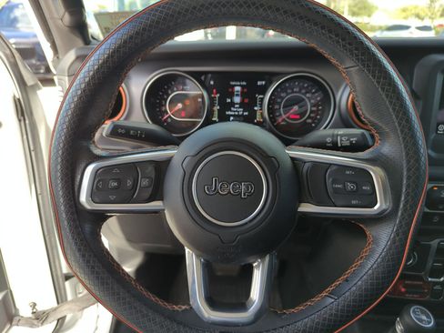 Used 2021 Jeep Gladiator Mojave image 38