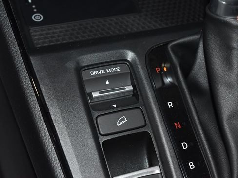 Used 2026 Honda CR-V Sport image 17