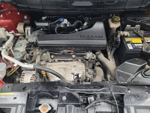 Used 2016 Nissan Rogue S FWD image 30