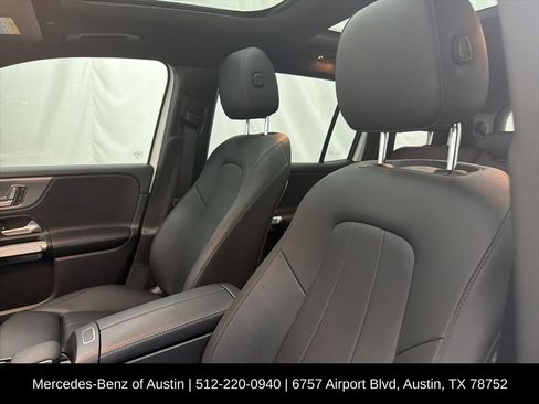 Certified 2022 Mercedes-Benz GLB 250 4MATIC image 12