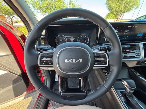 Certified 2023 Kia Sorento S w/ Panoramic Sunroof Package FWD image 12