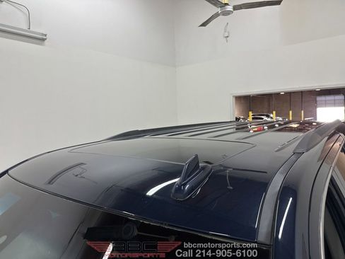 Used 2019 Chevrolet Suburban LT image 29