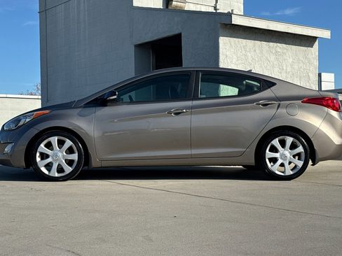 Used 2013 Hyundai Elantra Limited w/ Technology Pkg image 6