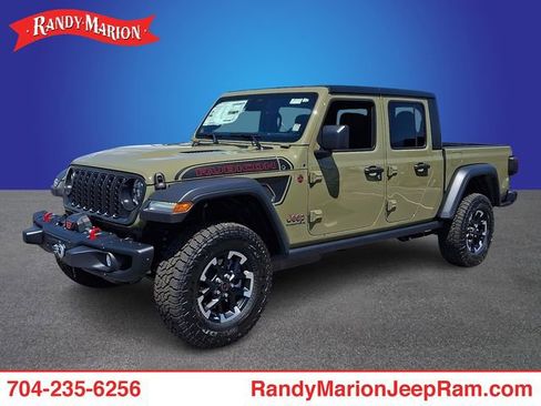 New 2026 Jeep Gladiator Mojave AWD/4WD image 1