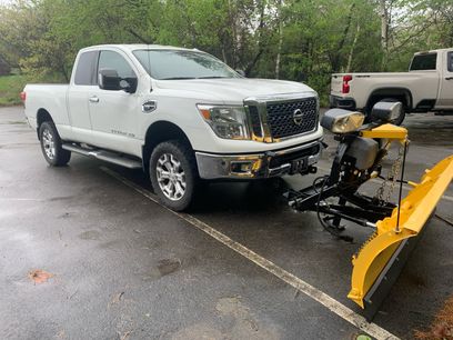Used 2017 Nissan Titan SV