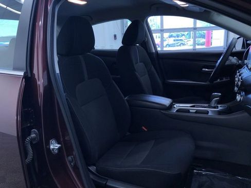 Used 2025 Nissan Sentra SV FWD image 23