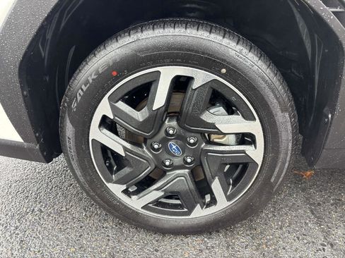 Certified 2025 Subaru Forester Premium image 8