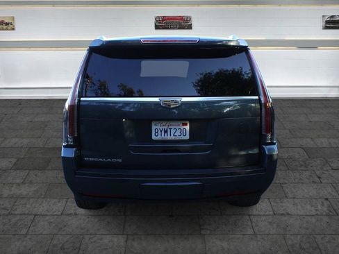 Used 2019 Cadillac Escalade 4WD image 5