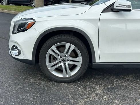 Used 2020 Mercedes-Benz GLA 250 4MATIC image 9