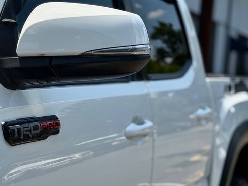 Used 2018 Toyota Tacoma TRD Pro AWD/4WD image 12