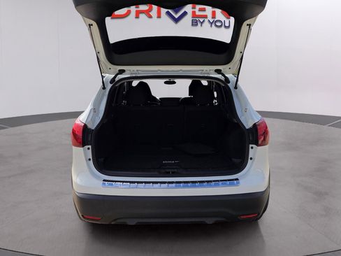 Used 2019 Nissan Rogue Sport S w/ Appearance Package image 9