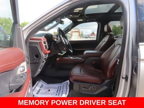 Used 2023 Ford Expedition Limited AWD/4WD image 21
