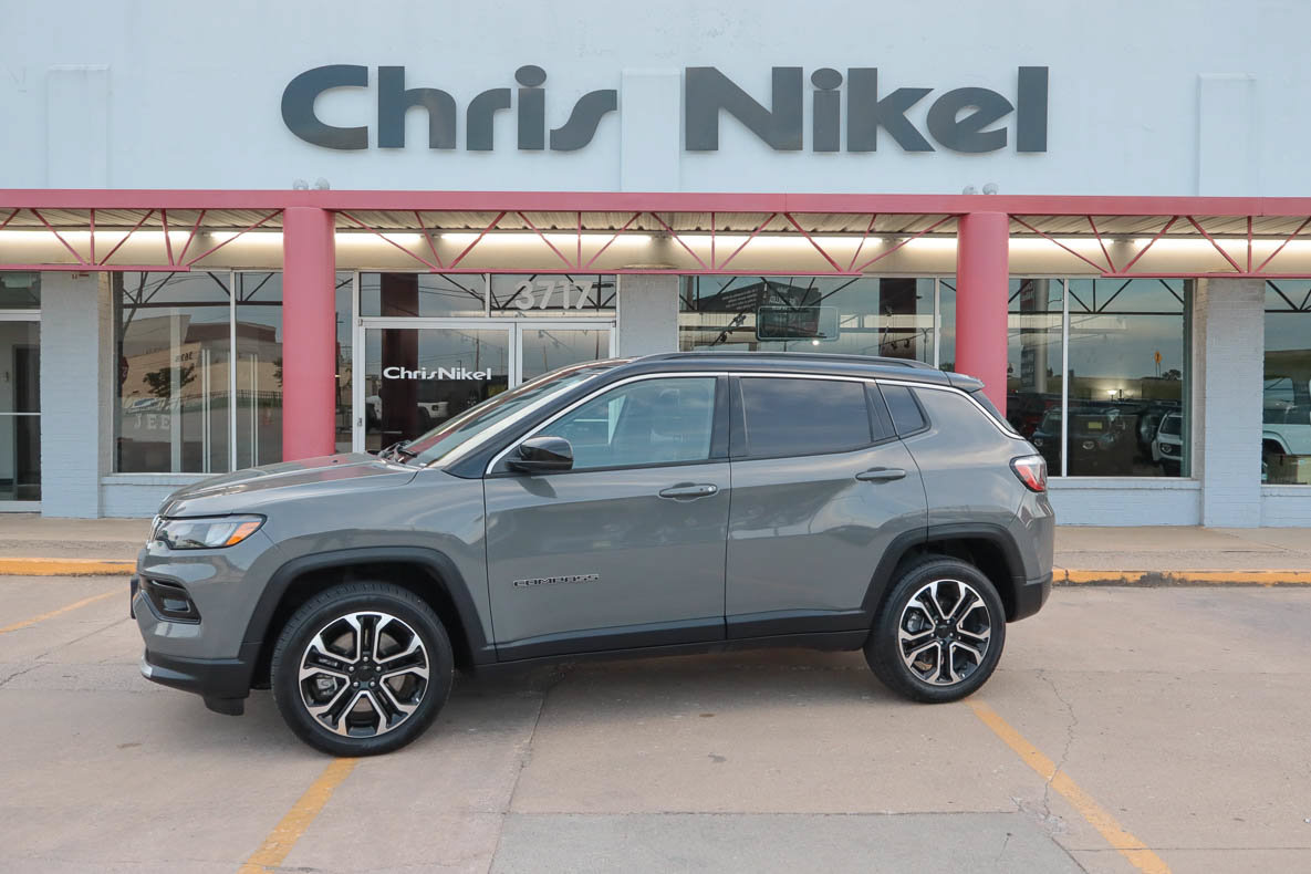 Used 2024 Jeep Compass Limited AWD/4WD image 1