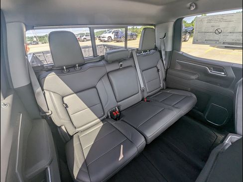 New 2026 GMC Sierra 1500 SLT w/ SLT Premium Plus Package AWD/4WD image 17