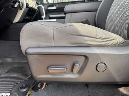 Certified 2020 Toyota Tundra SR5 image 12