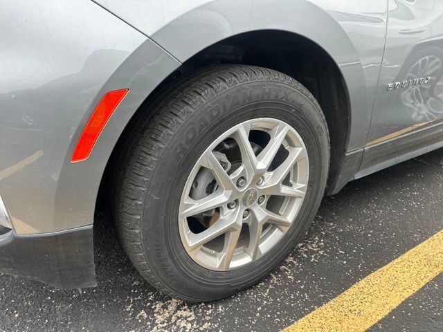 Used 2024 Chevrolet Equinox LT FWD image 18