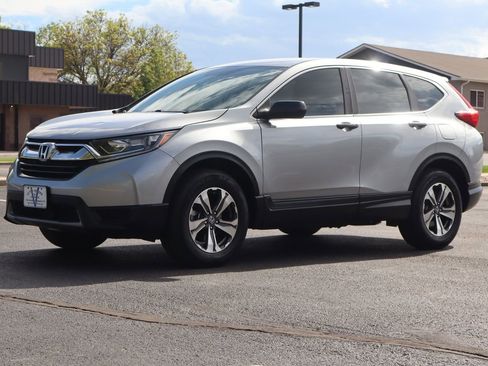 Used 2018 Honda CR-V LX image 11