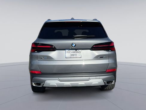 New 2026 BMW X5 xDrive40i w/ Premium Package image 4