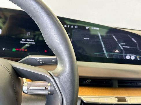 Used 2023 Lucid Air Touring image 16