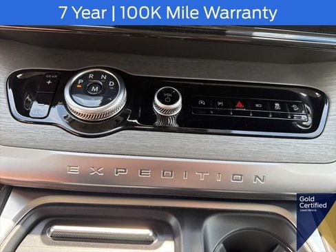 Used 2025 Ford Expedition Platinum AWD/4WD image 48