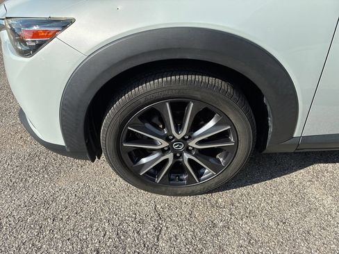 Used 2018 MAZDA CX-3 Touring FWD image 9