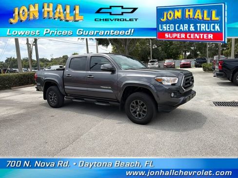 Used 2023 Toyota Tacoma SR5 AWD/4WD image 15