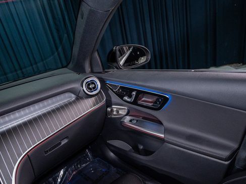 New 2026 Mercedes-Benz GLC 300 4MATIC image 21