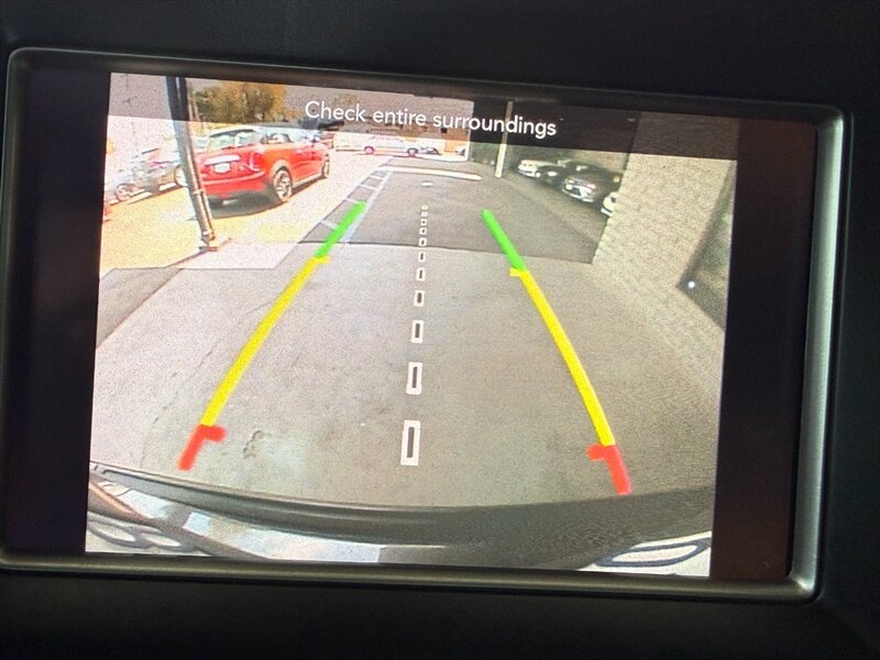 Used 2019 Jeep Grand Cherokee Laredo RWD image 31