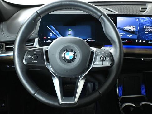 Used 2025 BMW X1 xDrive28i image 17