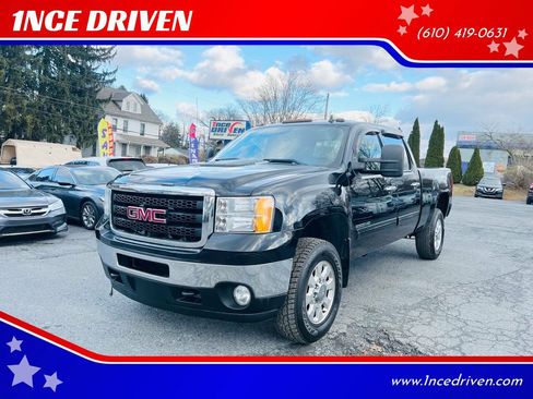 Used 2011 GMC Sierra 2500 SLT AWD/4WD image 1