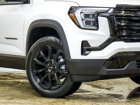 New 2026 GMC Terrain Elevation w/ Elevation Premium Package image 3