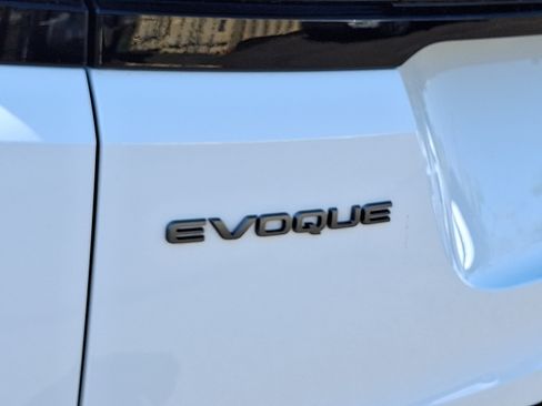 Used 2026 Land Rover Range Rover Evoque S AWD/4WD image 30